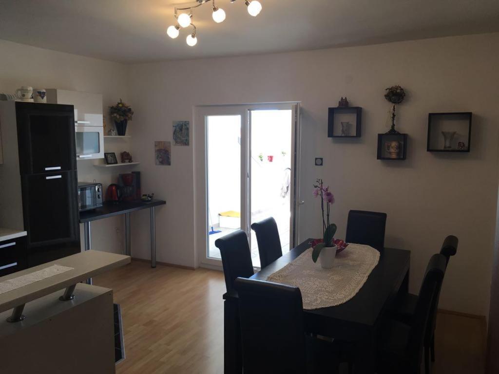 Kate'S Home Tisno Ngoại thất bức ảnh