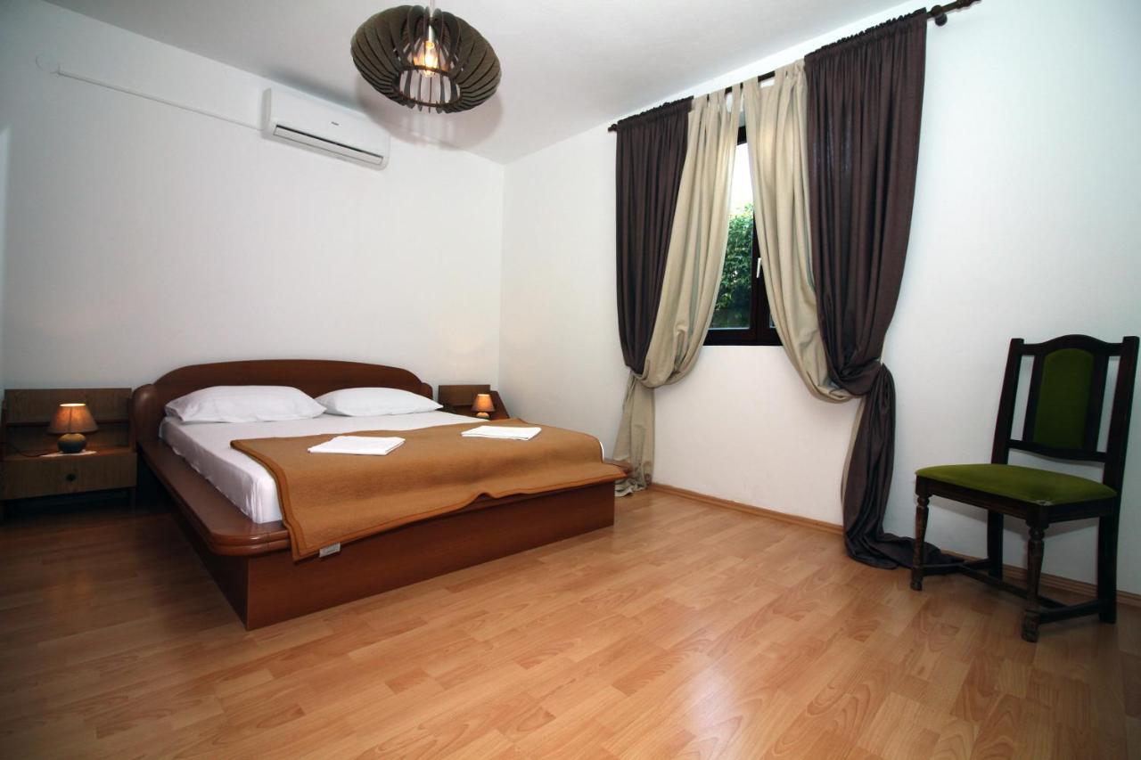 Kate'S Home Tisno Ngoại thất bức ảnh