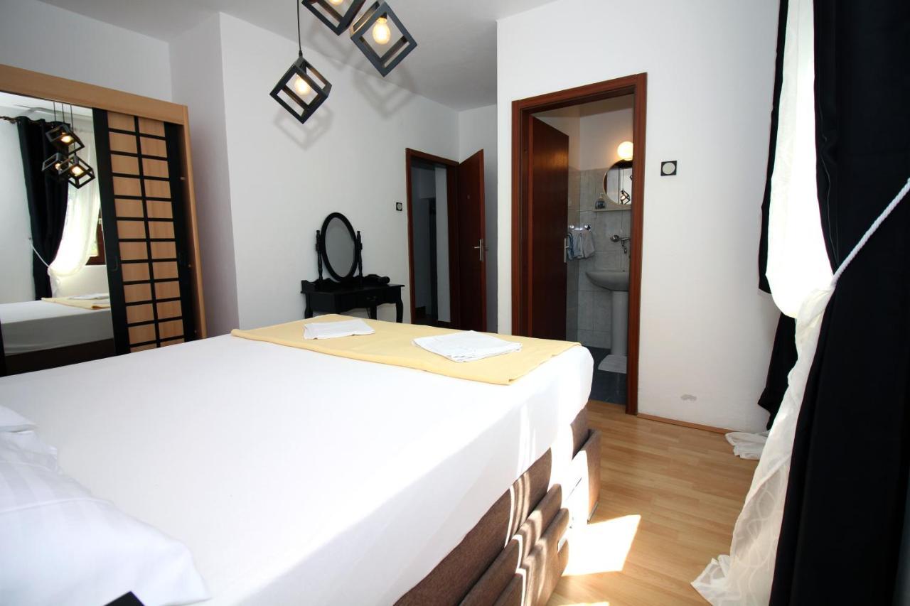 Kate'S Home Tisno Ngoại thất bức ảnh